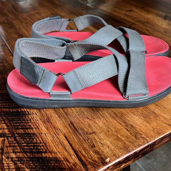 Fitflop Men’s 11 Sling Sandal Red Gray Comfort Shoe main image 4